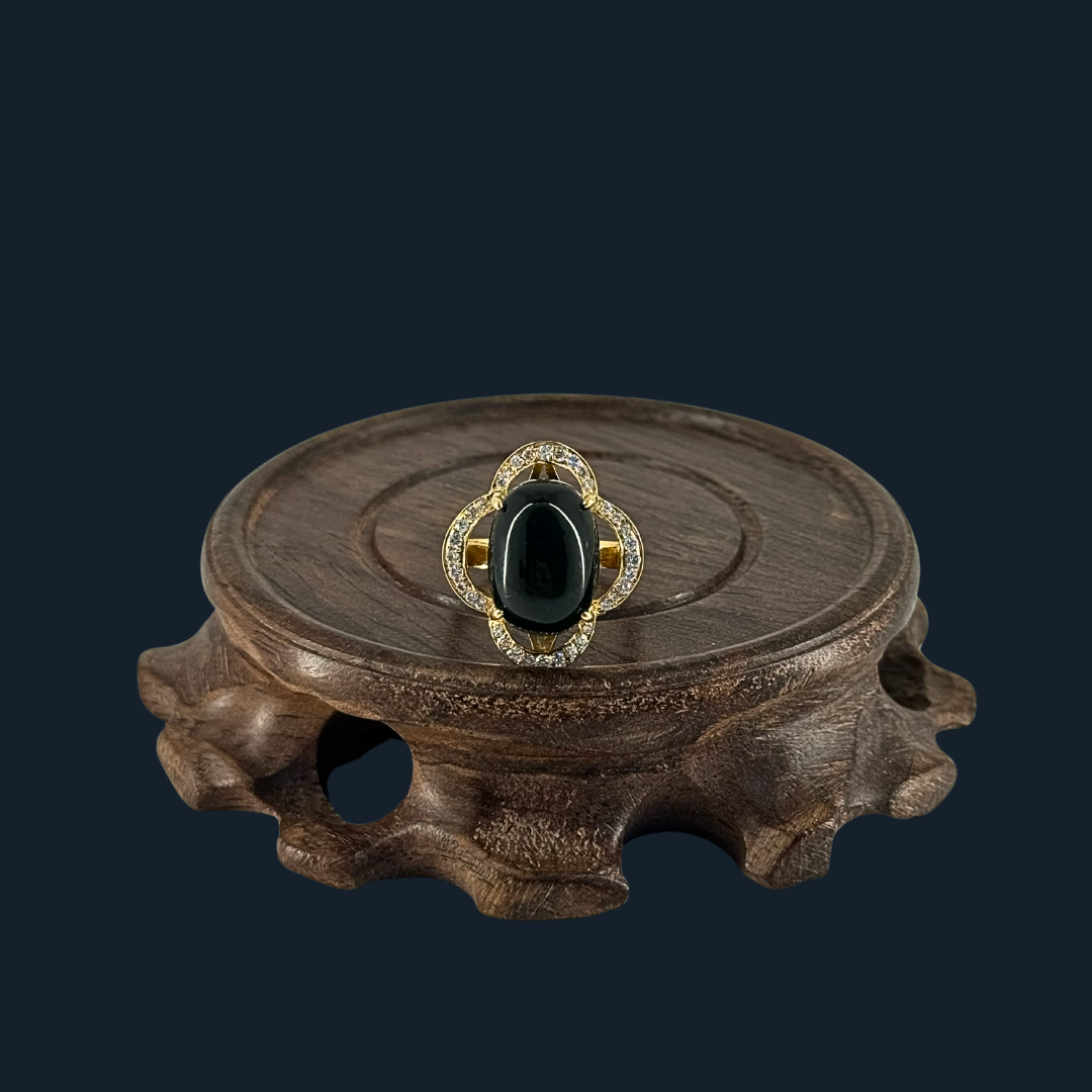 Custom 18k Yellow Gold Ladies Ring HK 13