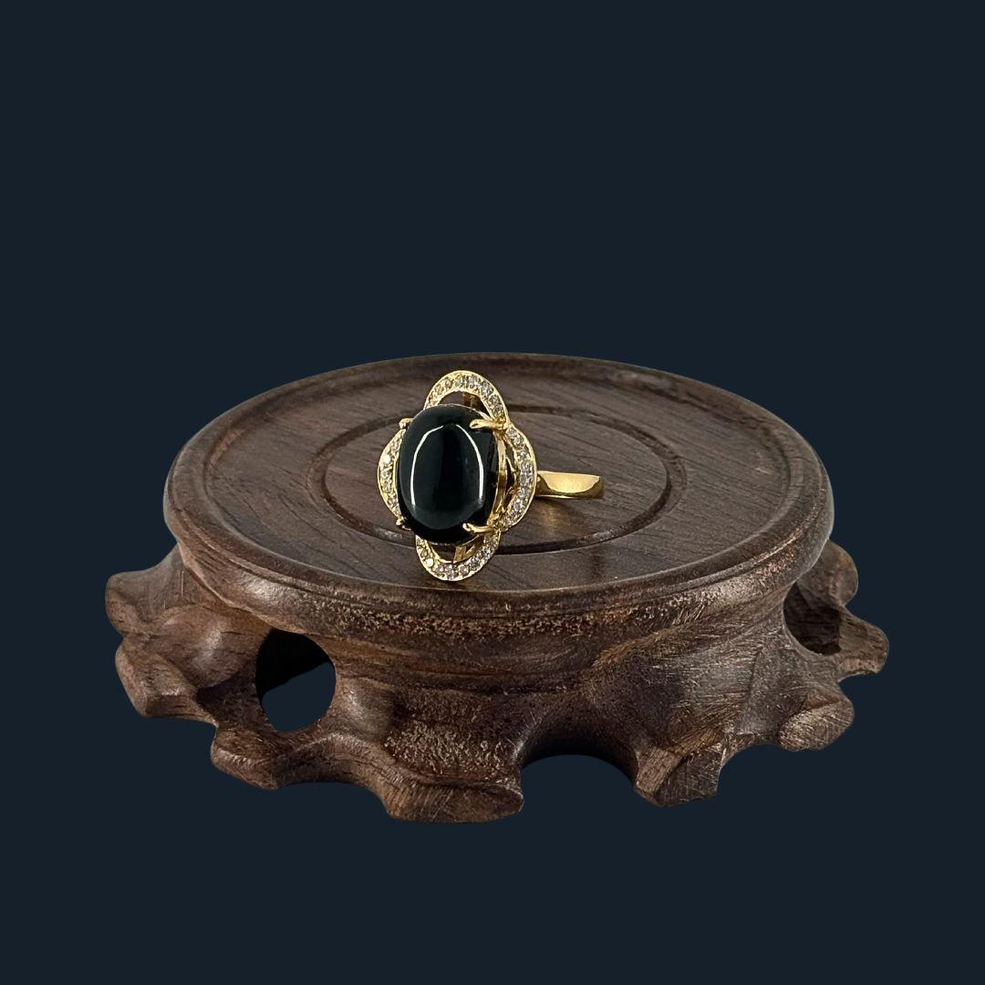 Custom 18k Yellow Gold Ladies Ring HK 13