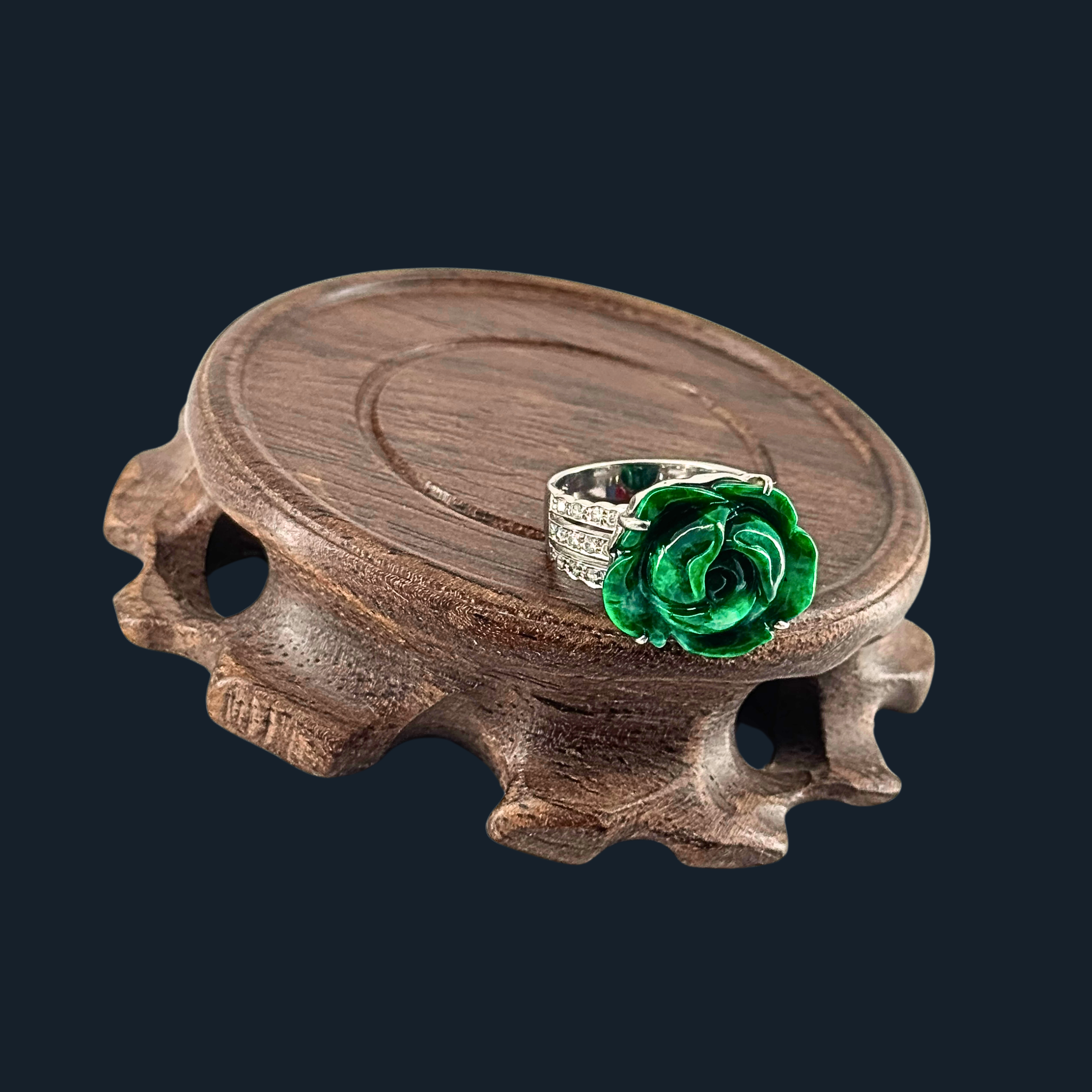 Type A Green Old Mine Jade Ring