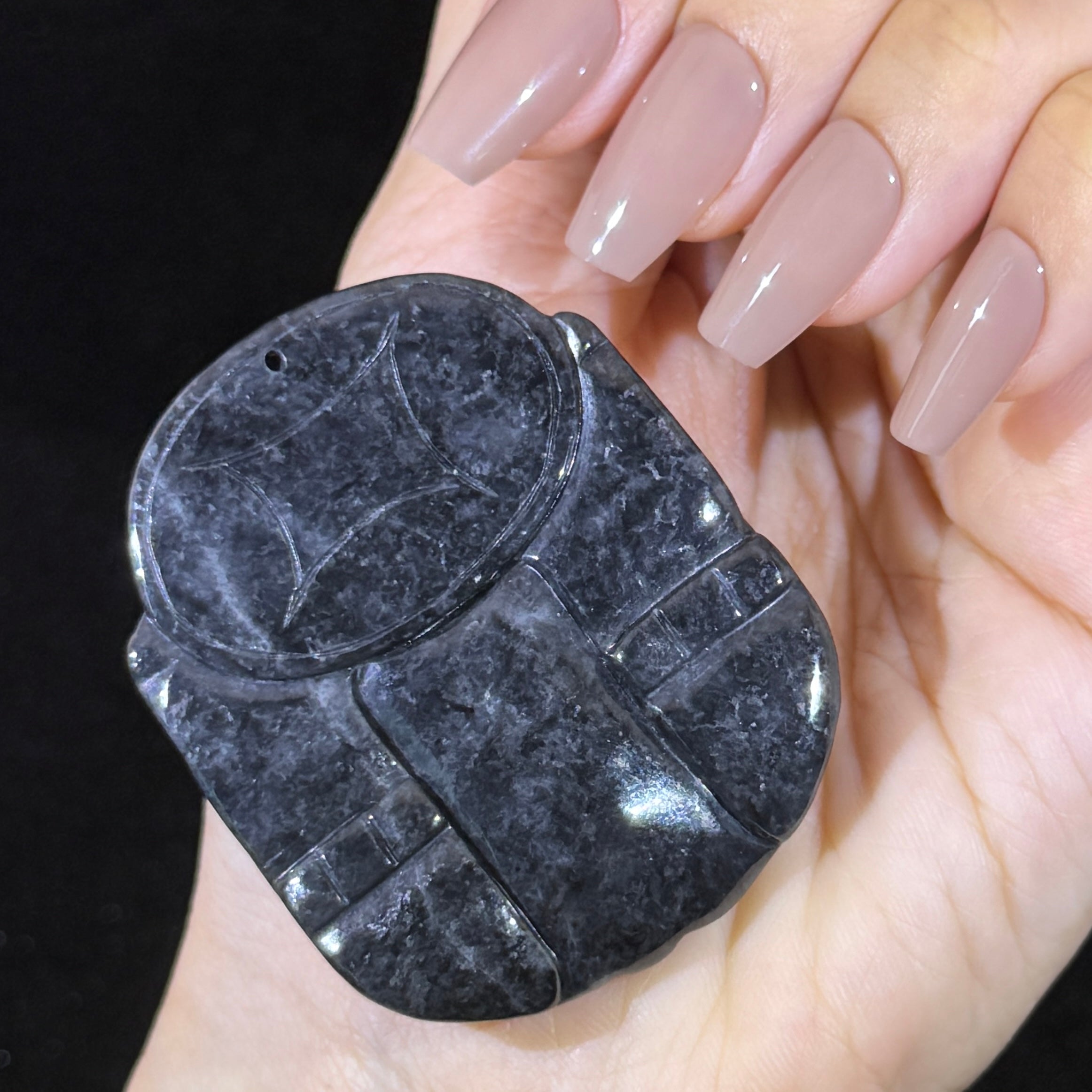 Type A Black Jade Dragon Tortoise Display
